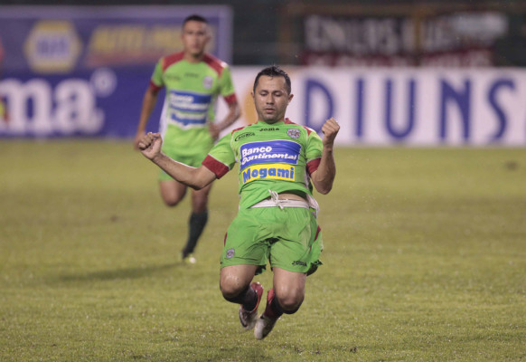 Alfredo Mejía: 'Siempre he celebrado así”