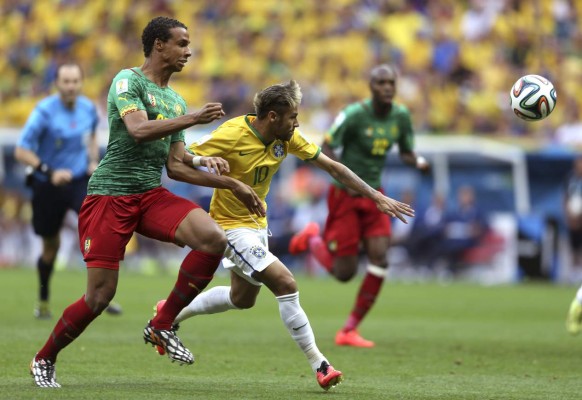Brasil goleó a Camerún para avanzar al ritmo de Neymar