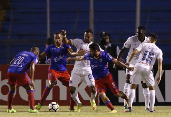 La sexy fisioterapeuta del Plaza Amador que enamoró a los hondureños