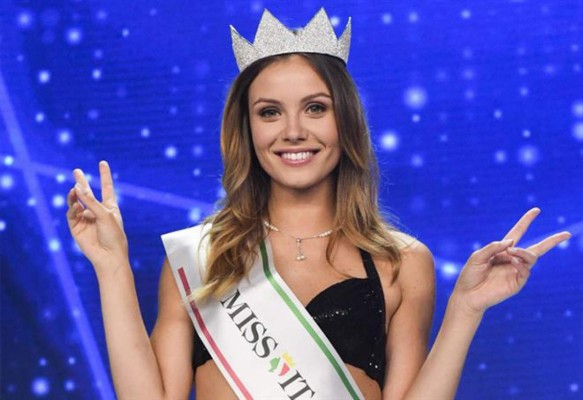 ¡Hermosa! Alice Arlanch la hermosa madrina del Giro y aficionada al Milán