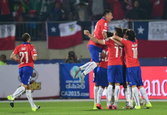 Imágenes del partidazo entre Chile-México