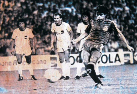 EN IMÁGENES: Los penales más polémicos del fútbol