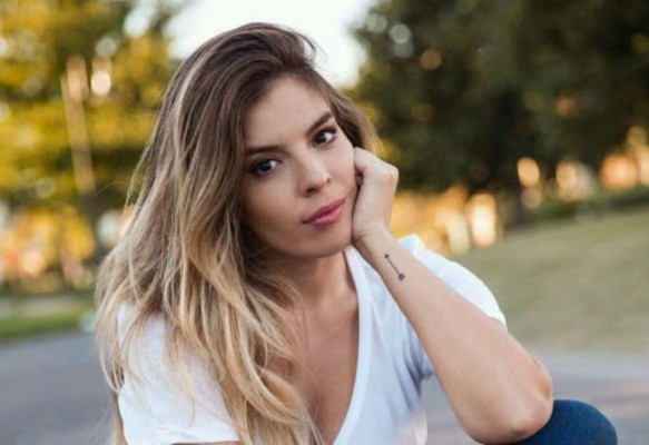 Con todo: los fuertes insultos de Dalma Maradona contra el abogado de su padre que estallaron las redes