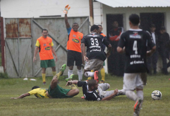 Parrillas One empató 0-0 con el Victoria