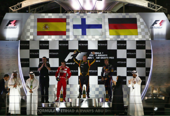 Alonso recorta tres puntos al afortunado Vettel tras soñar con la gloria y el liderato.