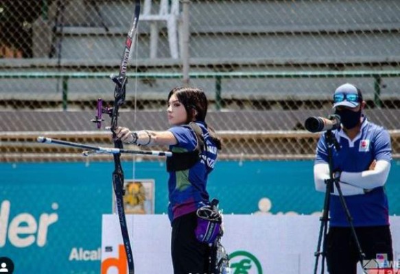 Valentina Acosta, hermosa colombiana que flechó corazones en el tiro con arco de los JJOO 21
