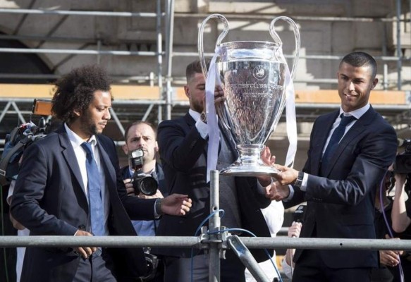 Rumores/Fichajes: Barcelona en graves problemas, al Real Madrid lo amenazan