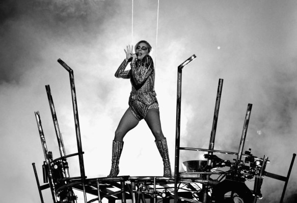 FOTOS: Así fue el show de Lady Gaga en el mediotiempo del Super Bowl