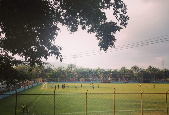 Así de humildes y bonitas son las canchas de la Liga de Ascenso de Honduras