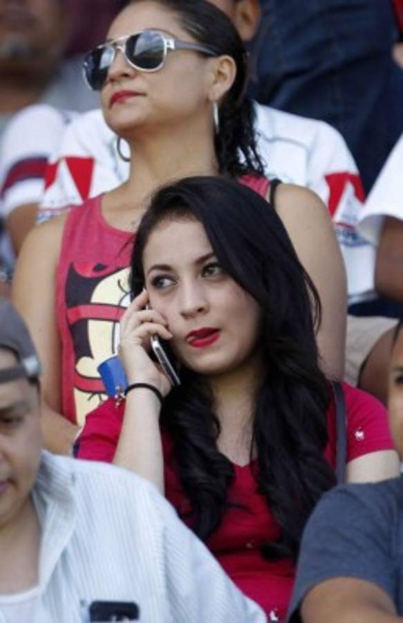 ¿Quién es la de pelo rojo? Ellas son las chicas que embellecieron la jornada 9