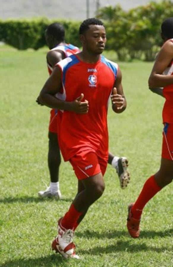 Jugadores que vistieron la camisa de Olimpia sin pena ni gloria