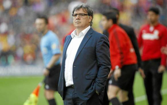 Tata Martino fue el último entrenador que ganó su primer clásico al mando del FC Barcelona.