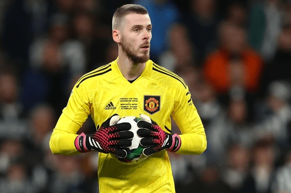 Se cerró el mercado de fichajes y ellos siguen sin equipo: ¡uno se marcha para Corea del Sur!