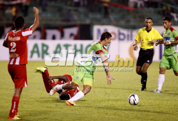 Marathón cae ante Vida y agudiza su crisis
