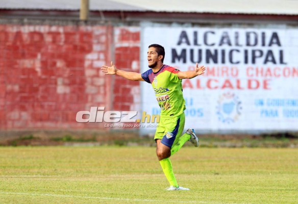 No se vio por TV: Las bellezas, la cara de Diego Vázquez y el emotivo homenaje a Pery Martínez