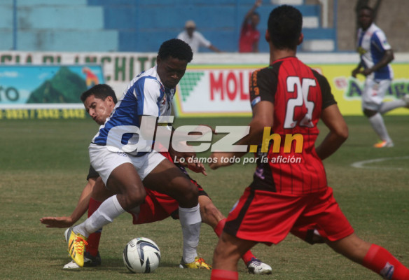 Lacayo mete al Victoria en las semifinales.