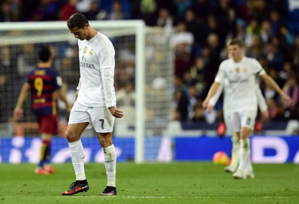 Cristiano Ronaldo, amargado, frustrado y perdido ante el Barcelona