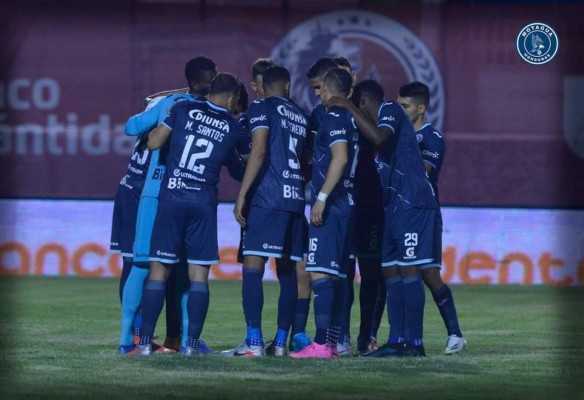 Incertidumbre en Motagua: Medio equipo sin contrato, el futuro de Diego Vázquez y los refuerzos que ya suenan
