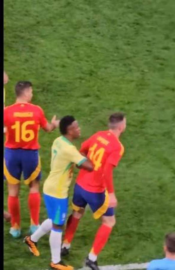 Vinicius lo hizo otra vez: Agarrón y bronca en el España-Brasil; Endrick y su emotivo gesto en el Bernabéu