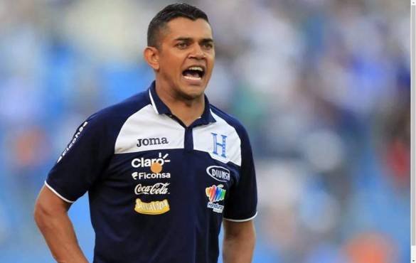 El histórico Amado Guevara se descartó para la iniciativa para tomar la Fenafuth. Él reside en Estados Unidos y cuenta con otros proyectos.