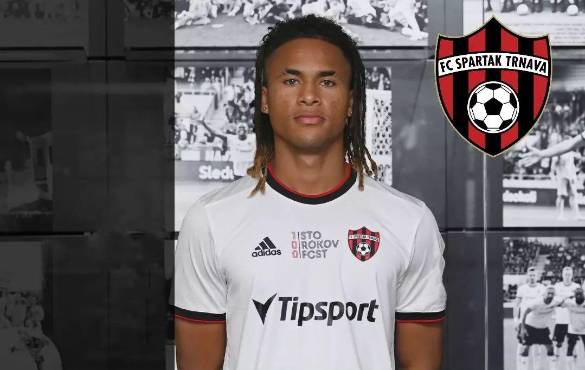 Ricardo Peña jugará en el fútbol de Eslovaquia.