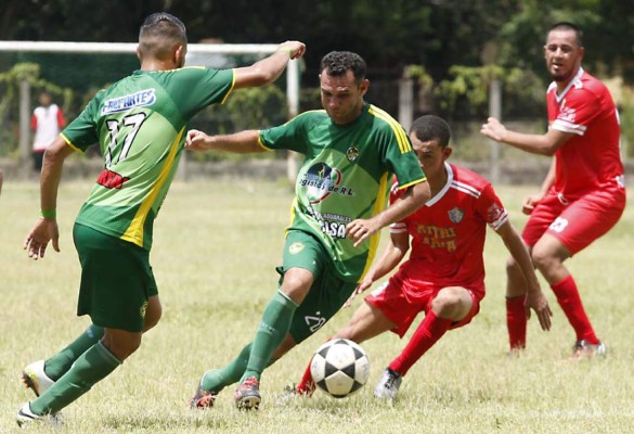 La Liga de Ascenso de Honduras es un refugio de jugadores veteranos