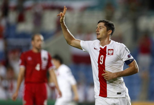 Imágenes de los partidos por las Eliminatorias para Eurocopa