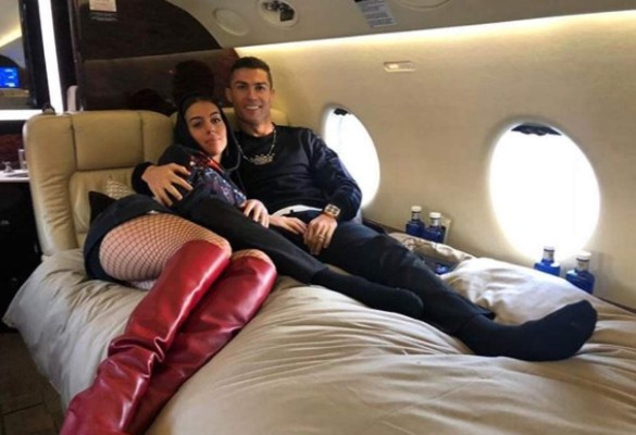 Lujos, el carro más rápido y animales exóticos: Así es la nueva vida de Cristiano Ronaldo en Italia