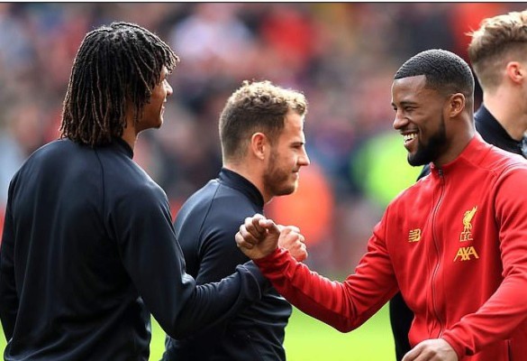 ¡Polémica! Jugadores del Liverpool y Bournemouth no se dan la mano por el coronavirus