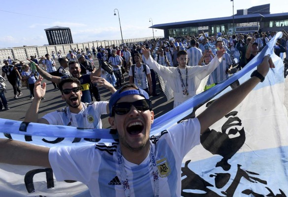 FOTOS: La especular fiesta de los argentinos previo al juego ante Nigeria