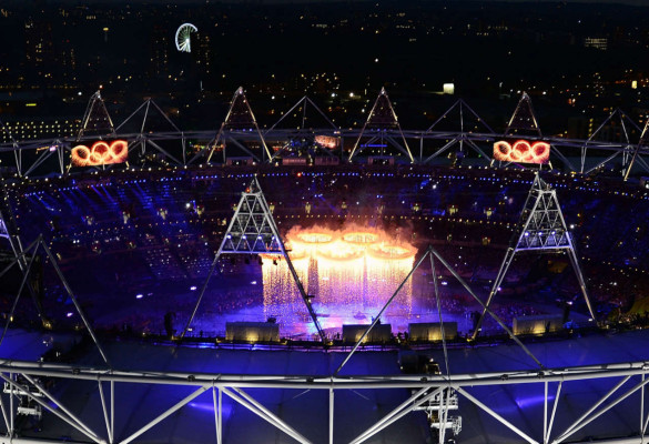 Gran ambiente inauguración de los Juegos Londres 2012.