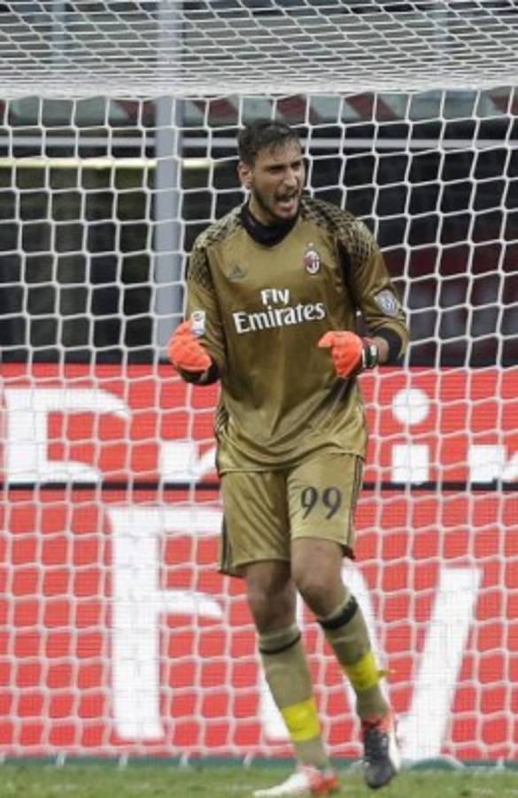 RUMORES Y FICHAJES: Florentino Pérez amarra un galáctico y Cristiano frena recambio de Keylor