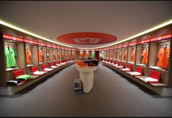 Así son los vestuarios de fútbol más bonitos del mundo y que quizás no has visto