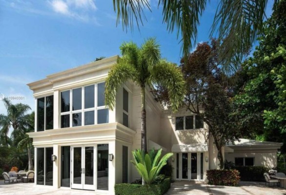La millonada que pide: Así es la lujosa mansión que puso a la venta en Miami Don Francisco
