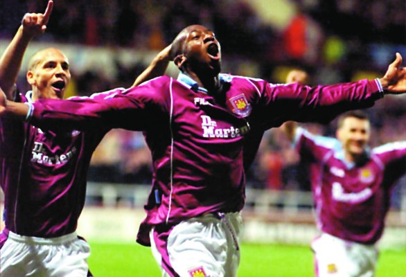 Los movimientos más caros de futbolistas costarricenses al exterior