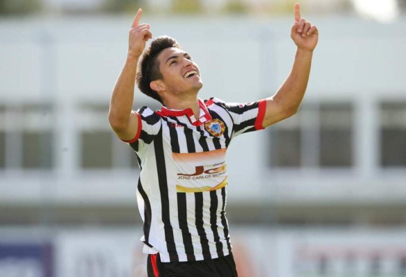 FICHAJES: Hondureño a España; crack se ofrece al Real Madrid; Barcelona ficha otro delantero