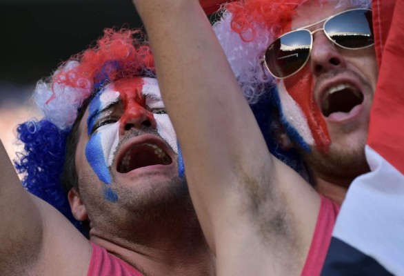 El color de aficionados de Costa Rica y Uruguay