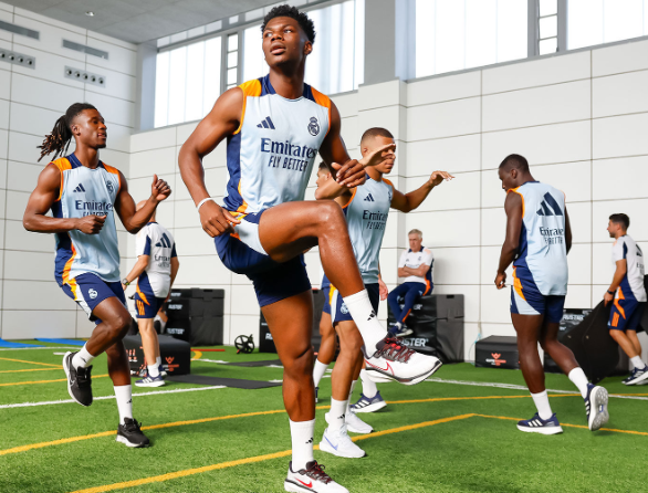 Mbappé ya está con el Real Madrid: así fue su primer entrenamiento y Ancelotti recupera todas sus armas