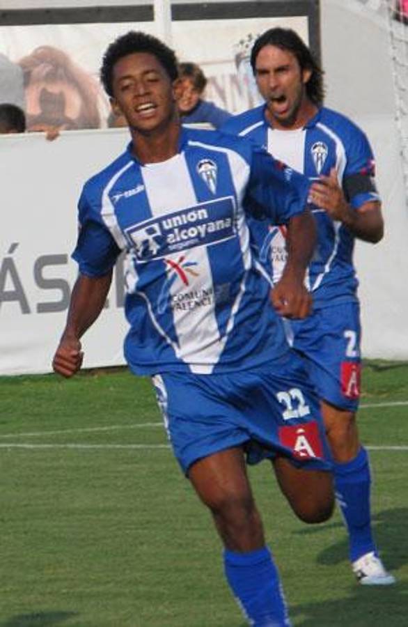 Choco Lozano ficha por el Almería y agranda su legado en el fútbol de España: ¿con cuántos equipos ha jugado?