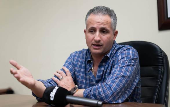 Elías Burbara responde a la afición el porqué Real España ha fichado exjugadores de Olimpia; envía claro mensaje tras salida de Troglio