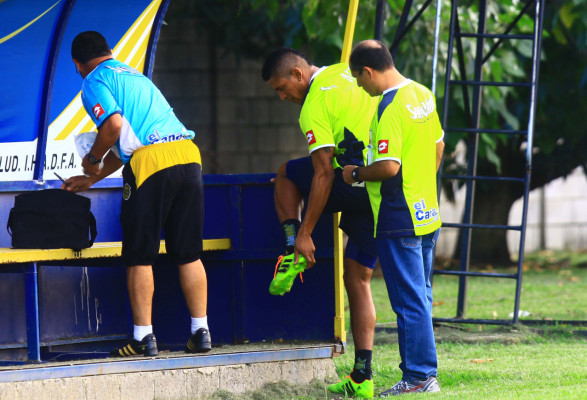 Primer entrenamiento de Carlo Costly con Real España