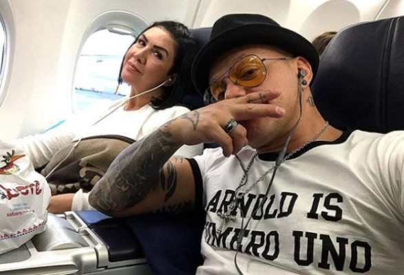 Sin máscara: Rey Mysterio muestra su cara oculta por amor y sorprende a los fanáticos de la WWE