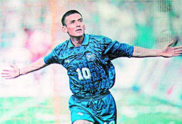 TOP: Grandes jugadores centroamericanos que nunca jugaron un Mundial