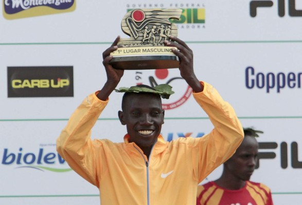 Africanos dominan la Maratón de San Silvestre