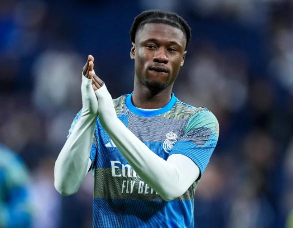 Las tres ventas importantes que valora el Real Madrid para el fichaje de Olise