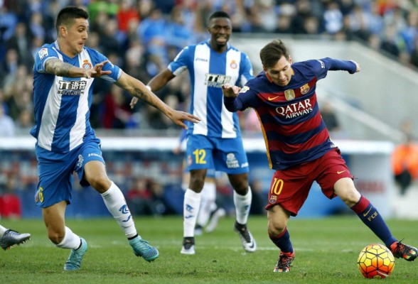 Barcelona igualó 0-0 con Español y no pudo celebrar en su primer duelo del 2016