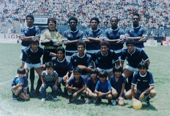 La vida y carrera de Gilberto Yearwood en imágenes