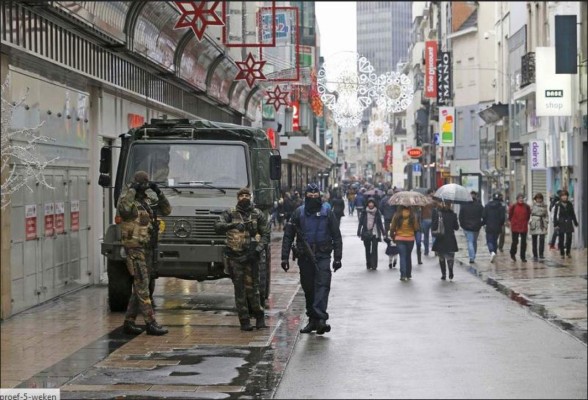 FOTOS: Así amaneció Bruselas ante alerta máxima por terrorismo