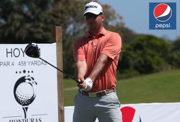 Los golfistas prepararon sus mejores golpes en Indura