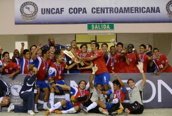 Costa Rica le arrebata la copa a Honduras.